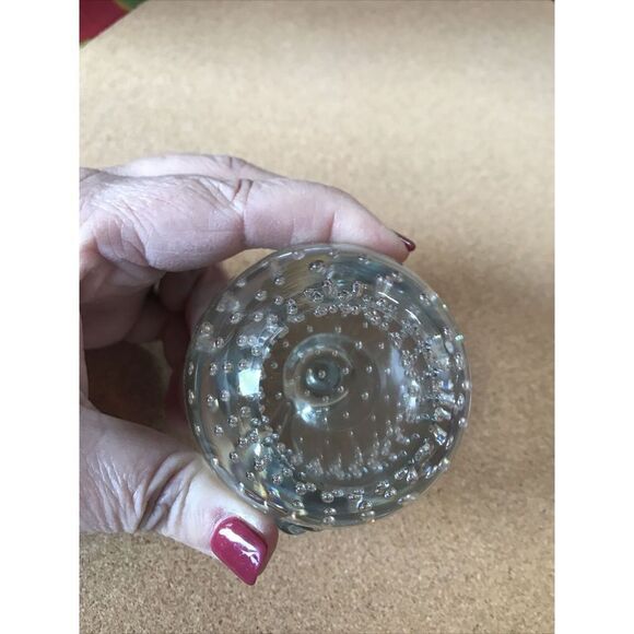 Clear Glass Paperweight Apple Leaf Stem Bubbles - Picture 4 of 5